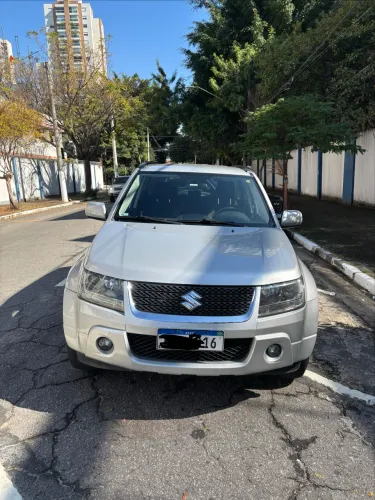 Suzuki Grand Vitara 2.0 16V 4x2/4x4 5P Aut. 2011