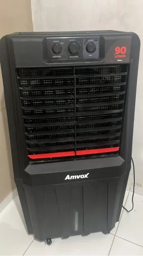 Climatizador de ar 90 litros,menos de 1 ano de uso valor 1.000,00 contato 98-99906- 6652