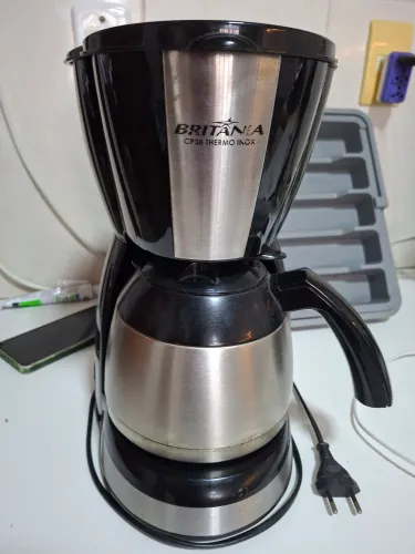 Cafeteira Britânia 38 Cafezinhos