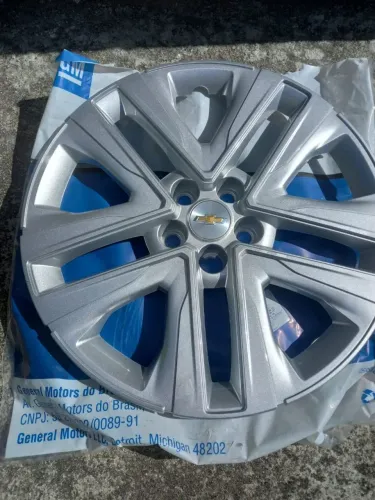 4 Carlotas Novas Originais Chevrolet Tracker Aro 17