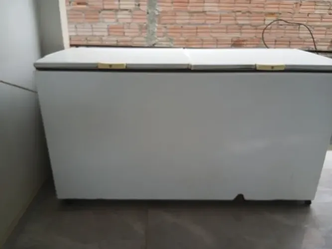 Frizeer usada bem conservada 1.600,00