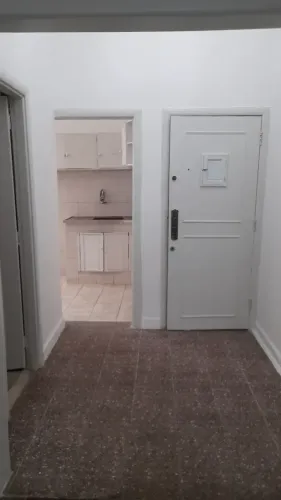Copacabana - Rua Duvivier, sala, 2 quartos com quarto de serviço
