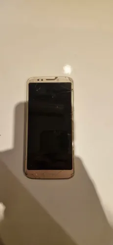 Moto G6 play