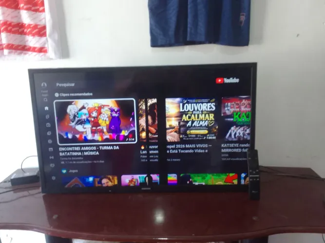 VENDO SMART TV DE 32 COM LISTRA 299/// *9// *02