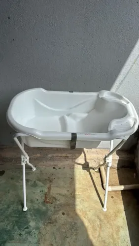 Banheira com suporte