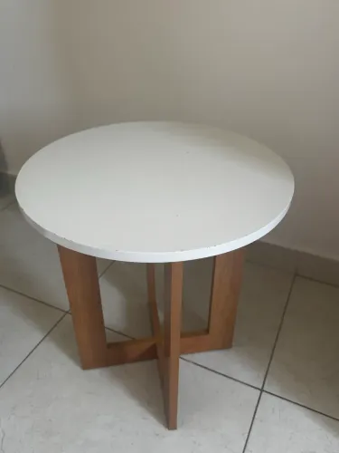 Mesinha de canto 