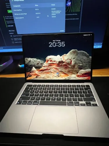 MacBook Air M2