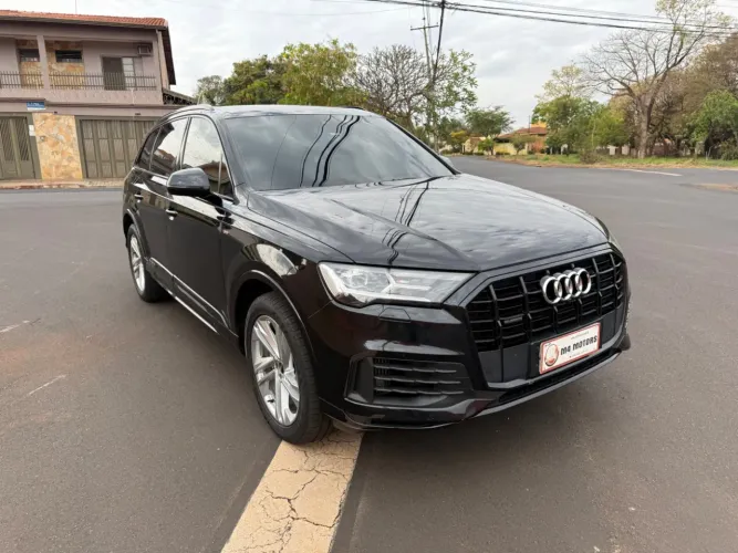 Audi Q7 3.0 V6 TFSI 333cv Quattro Tip. 5P 2021