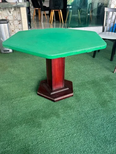 MESA DE CARTEADO DE MADEIRA