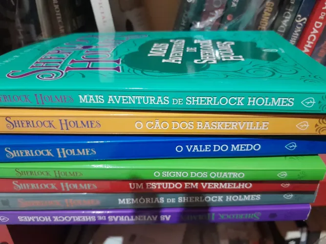 Coleção 7 livros- Sherlock Holmes. Ótimo estado.