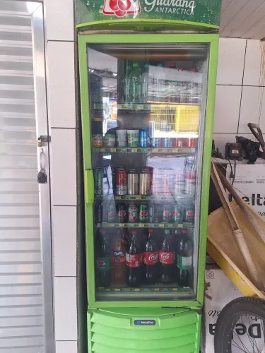 Então estou vendedo essas três expositora