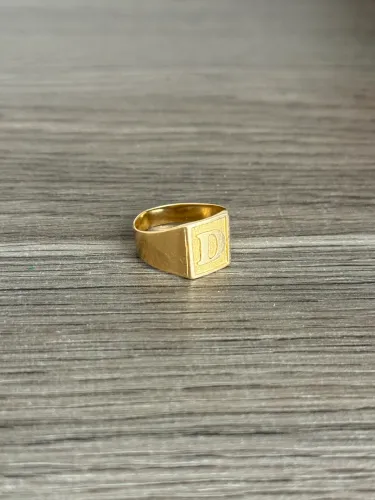 Anel de Letra Ouro 18k