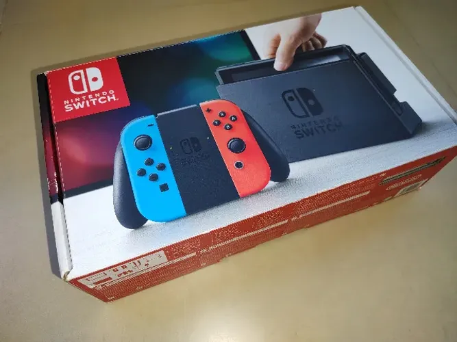Nintendo Switch 32GB com 2 Controles Joy-Con Vermelho Neon/Azul Completo