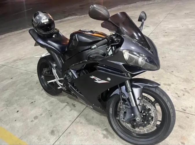 Vendo moto Yamaha R1 2007