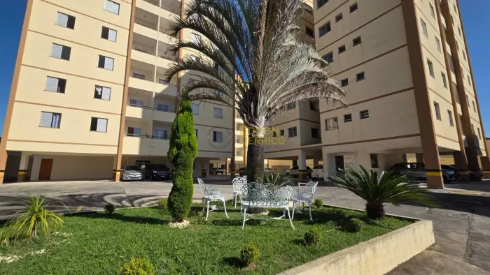 Apartamento com 2 Quartos para Locação, São Benedito - Pindamonhangaba