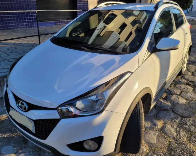 Hyundai HB20X Style 1.6 Flex 16V Mec. 2014