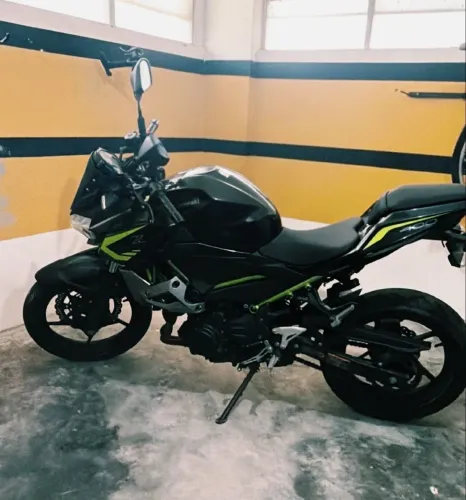 Kawasaki Z400