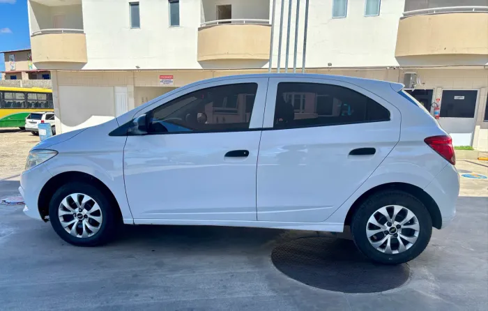 Chevrolet Onix Hatch LS 1.0 8V Flex Power Mec. 4P 2016