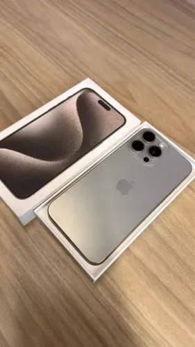 iPhone 15 Pro Max seminovo. Ler anúncio! 