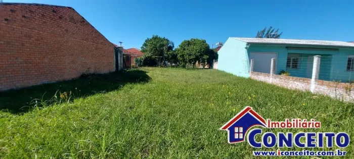 T83 - Lindo terreno de 300m² localizado no balneário Presidente