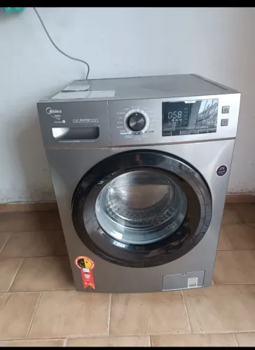 Máquina de lavar roupas Midea 11kg
