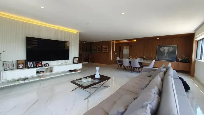 Alugo apt com 355 m2, mobiliado e 5 suites