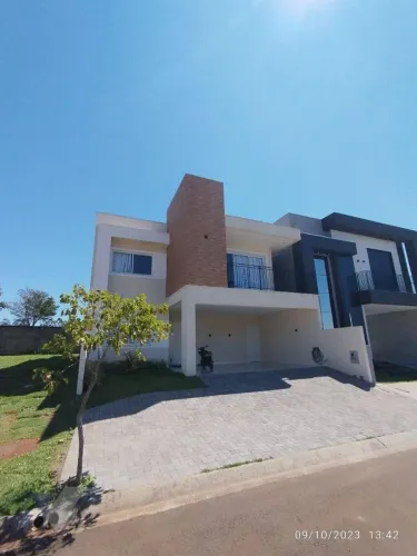 Sobrado com 4 dormitórios à venda, 206 m² por R$ 1.690.000,00 - FAG - Cascavel/PR