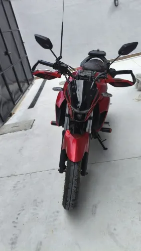 Fazer 250 único dono moto novinha conservada 2026 pago só transferir bairro Jacaré