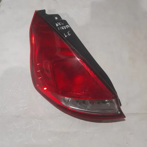 Lanterna traseira esquerda original new fiesta hatch