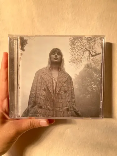 cd taylor swift folklore clandestine meetings 