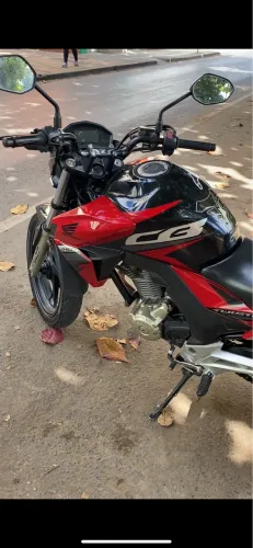 Honda Twister 250 à venda