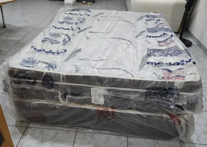Cama box de casal 