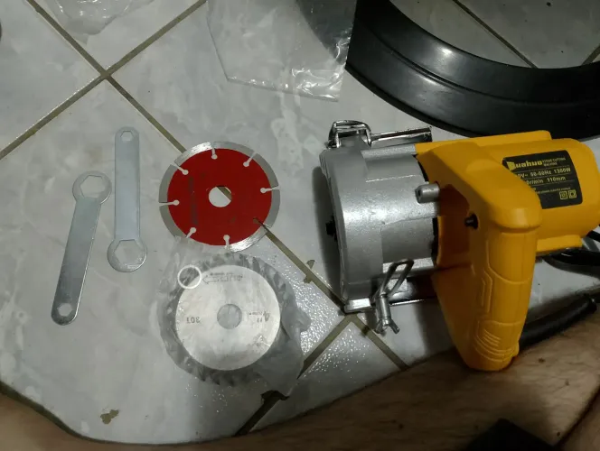 Serra mármore makita nova 1300w nova