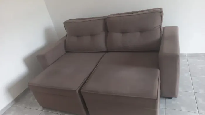 Sofá retratil e reclinável