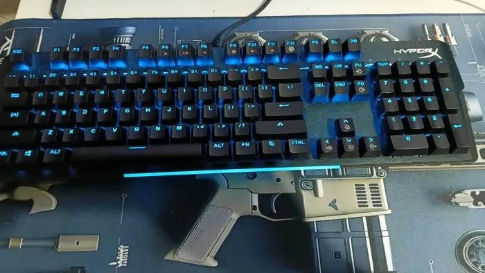 Teclado HyperX Alloy MK100