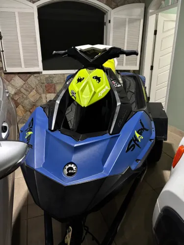 Jetski seadoo spark