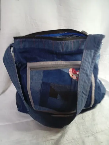Bolsa. Maravilhosa em jeans
