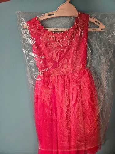 Vestido para festa, somente 1 utilização, tamanho 6