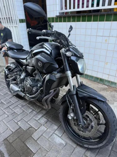 Vendo MT 07 ano 2018. VALOR R$ 29.500                                      