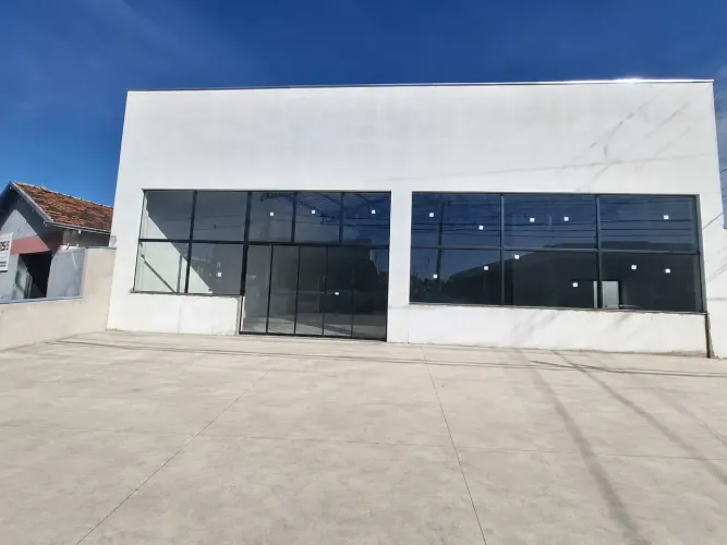 BARRACÃO COMERCIAL PARA LOCAÇÃO | 220 m² | EXCELENTE LOCALIZAÇÃO