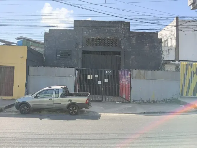 Galpão para aluguel possui 333 metros quadrados em Dom Bosco - Belo Horizonte - MG