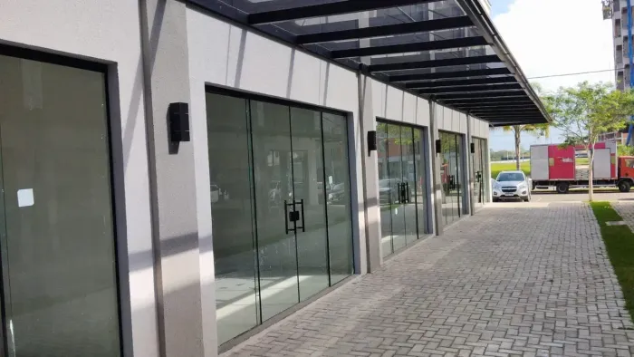 Loja de frente com 112 m² Alphaville Resende RJ