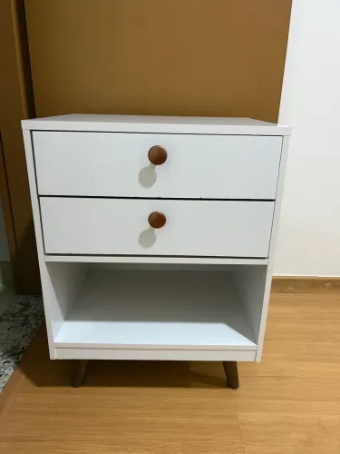 Mesa de cabeceira 