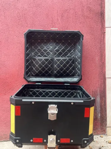 Baú de alumínio 48 litros 