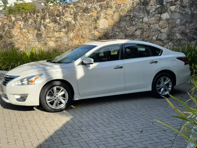 Nissan Altima SL 2.5 16V 4P Aut. 2013