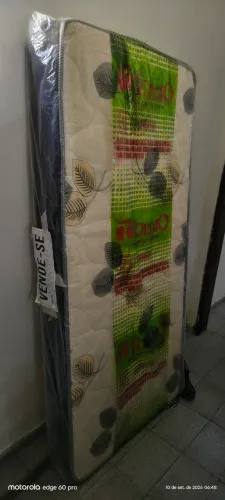 Vendo uma cama solteiro