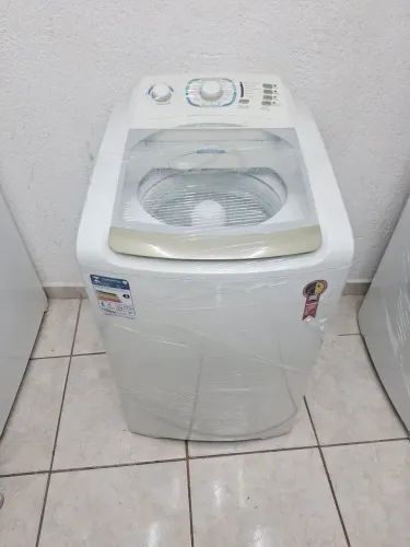 MÁQUINA DE LAVAR ELECTROLUX DE 10KG SEMI NOVA
