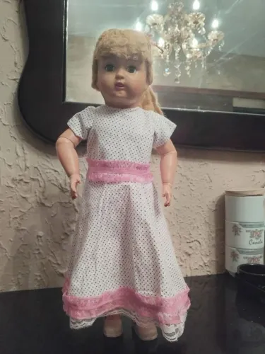 Boneca antiga anos 60