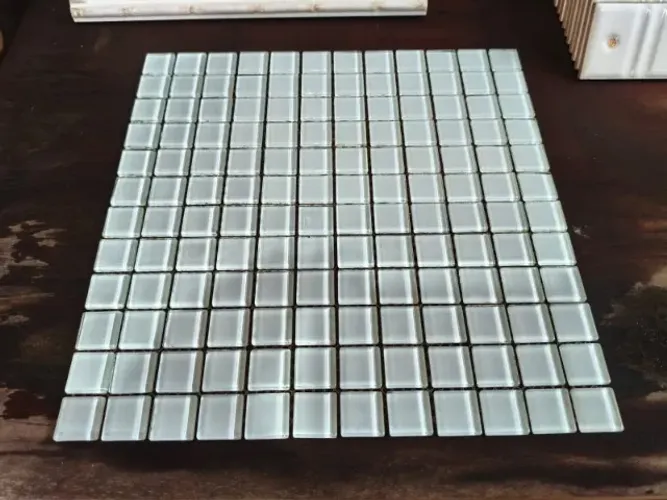 Placa de Pastilhas Decorativas Brancas - Revestimento para Parede