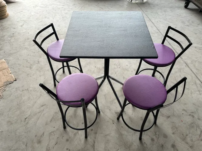 Banquetas E mesas bistrô (temos atacado e varejo)bancos a partir 65$